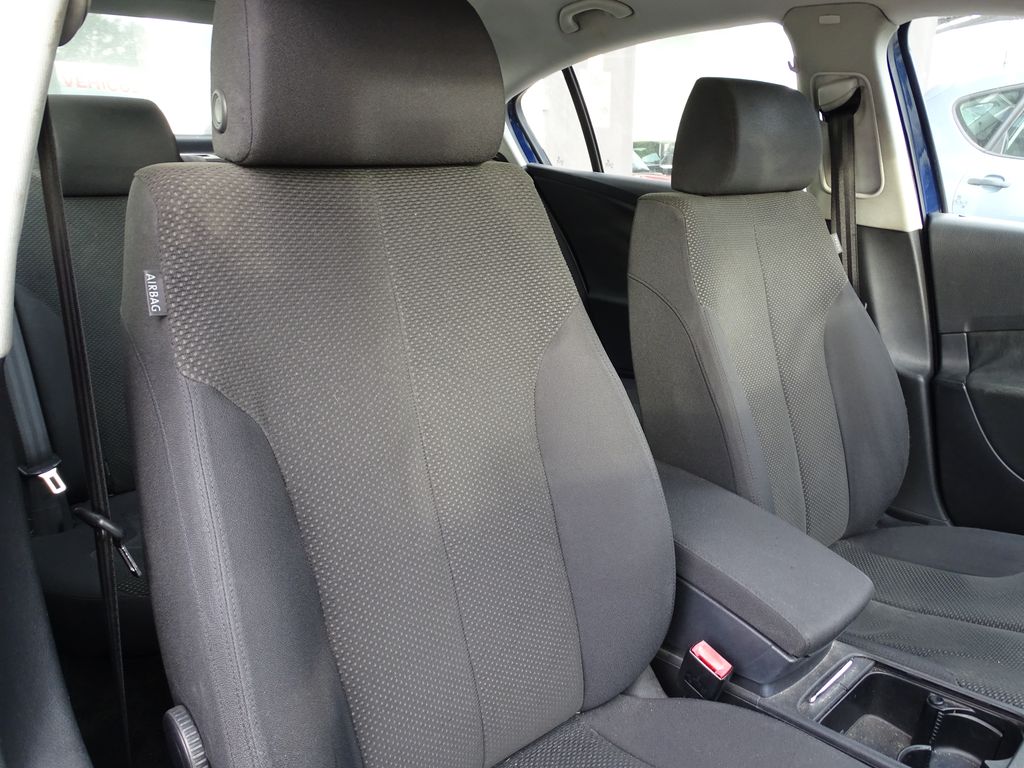 
								Volkswagen Passat 1.9 tdi full									