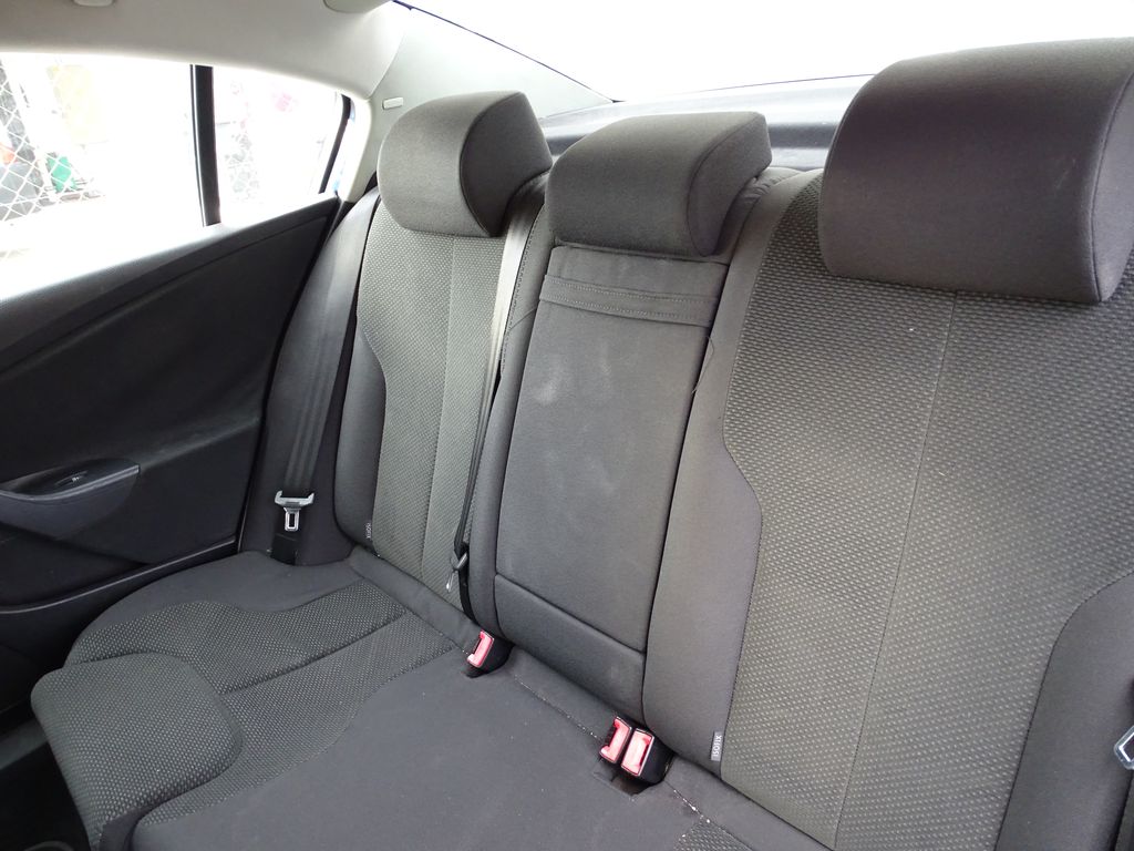 
								Volkswagen Passat 1.9 tdi full									