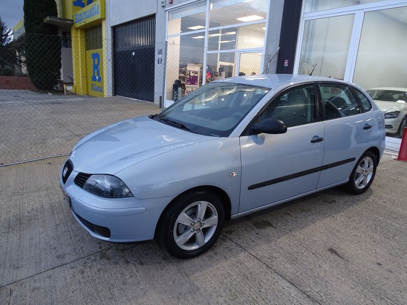 
								Seat Ibiza 1.4 Gasolina 75 cv full									