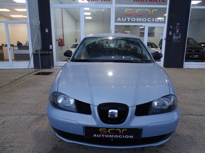 
								Seat Ibiza 1.4 Gasolina 75 cv full									