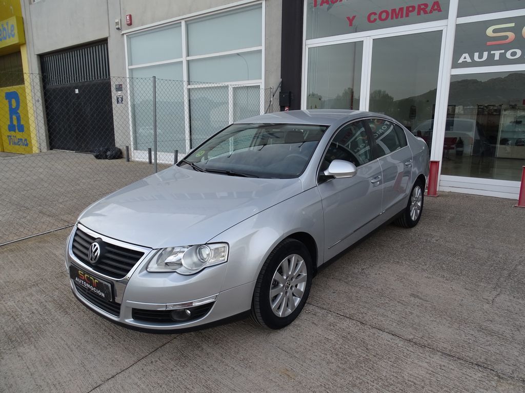 
								Volkswagen Passat 1.9 Tdi 105 cv full									