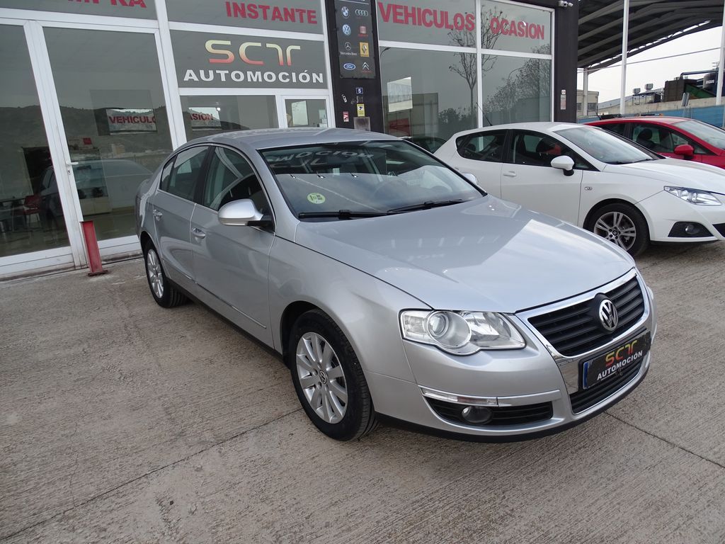 
								Volkswagen Passat 1.9 Tdi 105 cv full									
