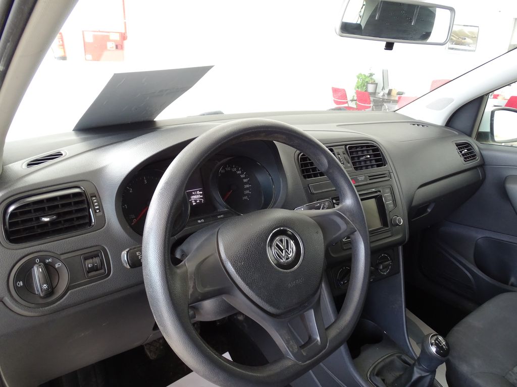 
								Volkswagen Polo 1.4 TDI Edition BlueMotion full									