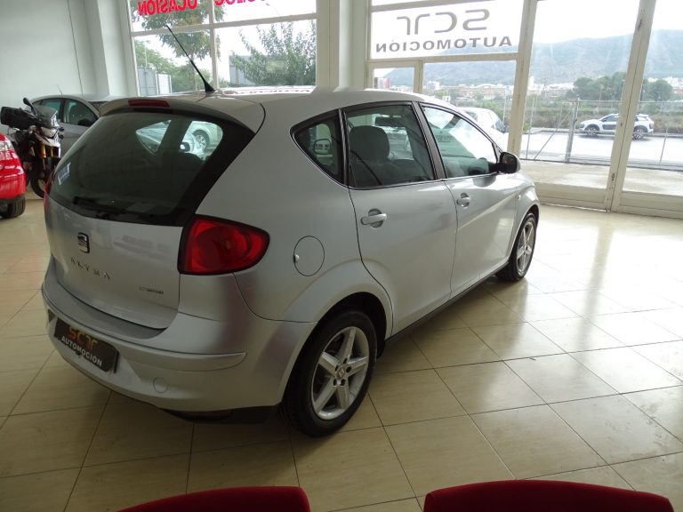 SEAT ALTEA 1.6 Tdi 105 CV. solo 68.500 km.