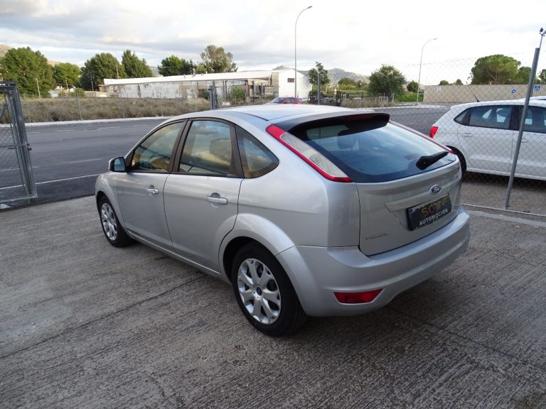 Ford Focus 1.6 Trend 100 CV