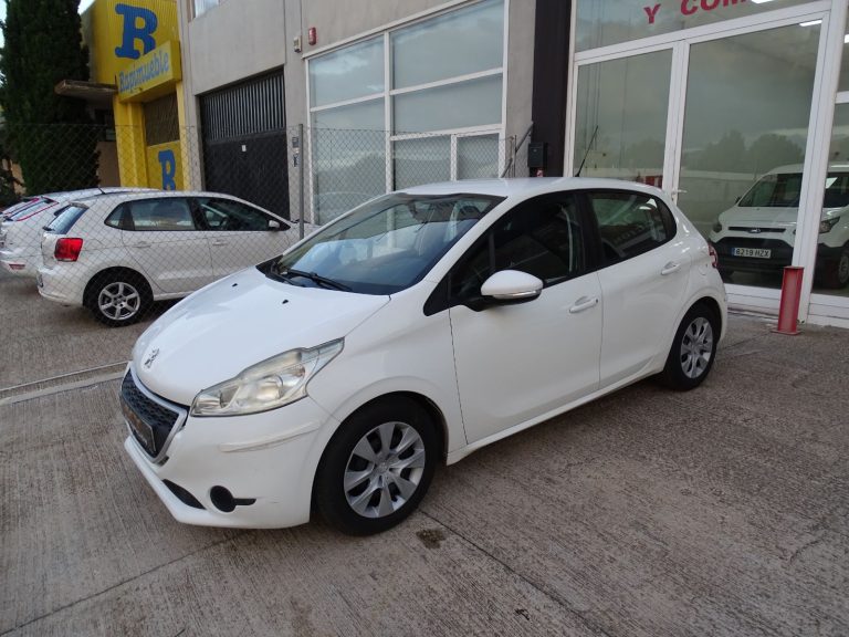 Peugeot 208 1.4 Hdi. Business