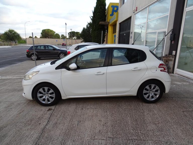 Peugeot 208 1.4 Hdi. Business