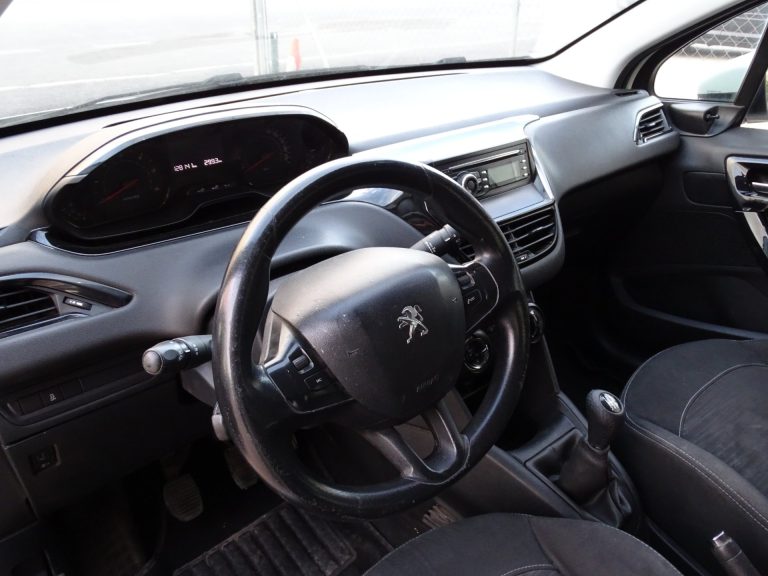 Peugeot 208 1.4 Hdi. Business